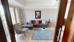 Furnished apartment for sale in Paraíso, Santo Domingo. 3 bedrooms, 3.5 baths.  Santo domingo