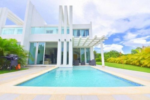 Modern villa for sale in Bayahibe, La Romana. ,   