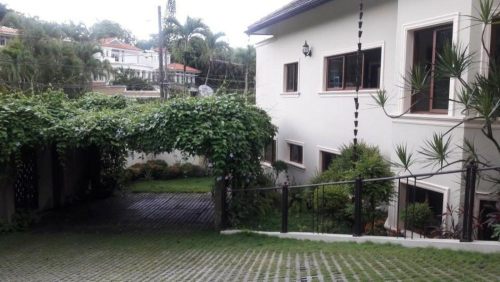 Luxurious house for sale in Cuesta Hermosa II, Santo Domingo.   Santo domingo